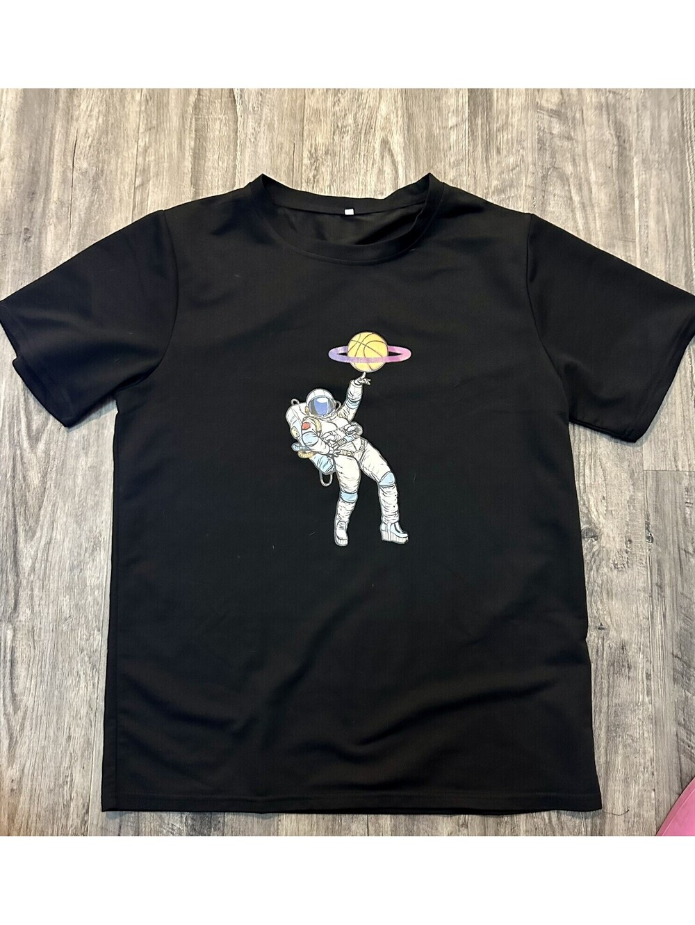 Shein Mens Medium T-shirt Basketball 🏀 Astronaut Excellent Condition Never Worn